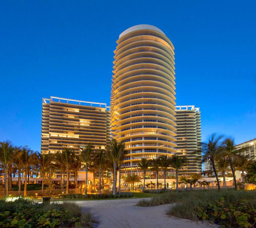 The St Regis Bal Harbour Resort Main image 1